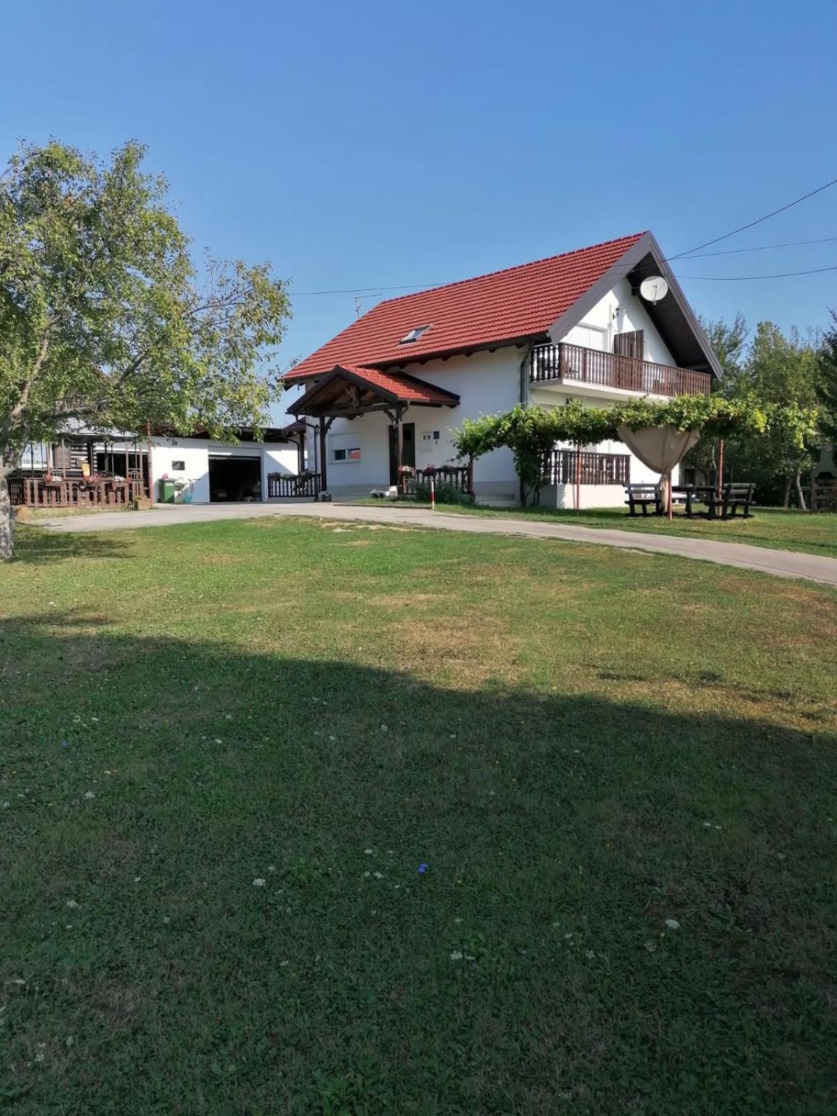Hotel House Viktoria Selište Drežničko Zewnętrze zdjęcie